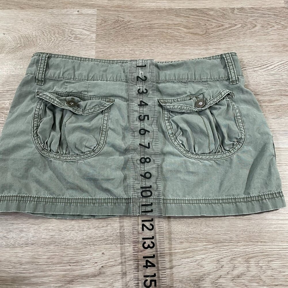 Low Rise Mini Skirt - Picture 6 of 9